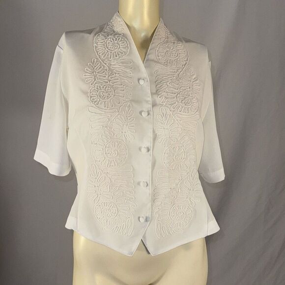 Vintage White Embroidered Beaded Chiffon Short Sleeve Button Down Blouse Size 10 - Picture 1 of 10